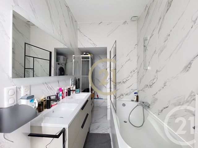 Appartement F5 &agrave; vendre - 5 pi&egrave;ces - 89 m2 - Cannes - 06 - PROVENCE-ALPES-COTE-D-AZUR