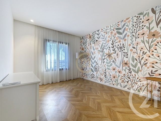 Maison &agrave; louer - 5 pi&egrave;ces - 113,49 m2 - Mougins - 06 - PROVENCE-ALPES-COTE-D-AZUR