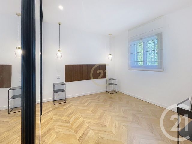 Maison &agrave; louer - 5 pi&egrave;ces - 113,49 m2 - Mougins - 06 - PROVENCE-ALPES-COTE-D-AZUR