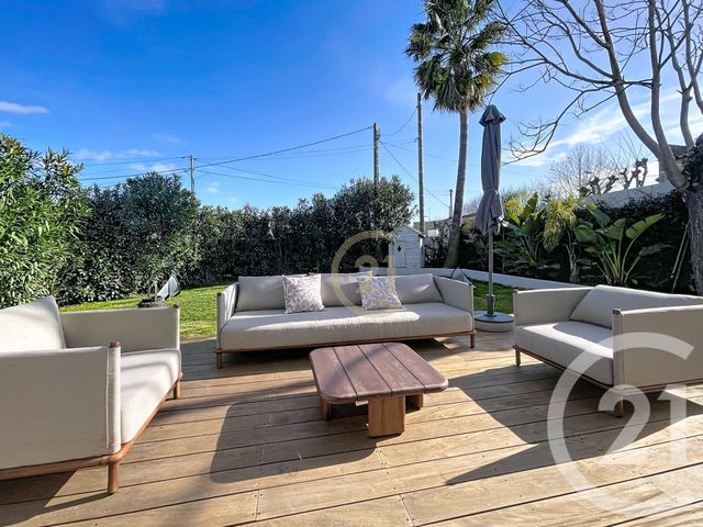 Maison &agrave; louer - 5 pi&egrave;ces - 113,49 m2 - Mougins - 06 - PROVENCE-ALPES-COTE-D-AZUR