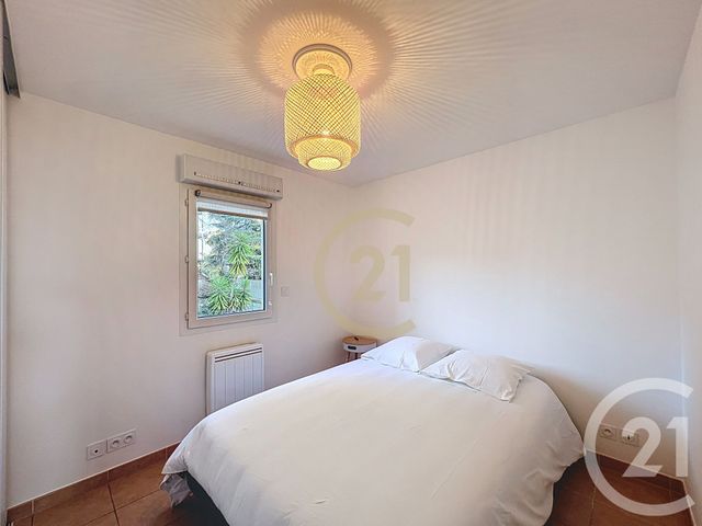 Appartement T2 &agrave; louer - 2 pi&egrave;ces - 41,01 m2 - Le Cannet - 06 - PROVENCE-ALPES-COTE-D-AZUR