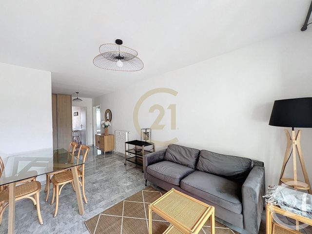 Appartement F3 &agrave; louer - 3 pi&egrave;ces - 60,02 m2 - Cannes La Bocca - 06 - PROVENCE-ALPES-COTE-D-AZUR