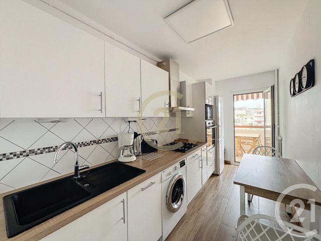 Appartement F3 &agrave; louer - 3 pi&egrave;ces - 60,02 m2 - Cannes La Bocca - 06 - PROVENCE-ALPES-COTE-D-AZUR