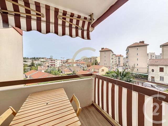Appartement F3 &agrave; louer - 3 pi&egrave;ces - 60,02 m2 - Cannes La Bocca - 06 - PROVENCE-ALPES-COTE-D-AZUR