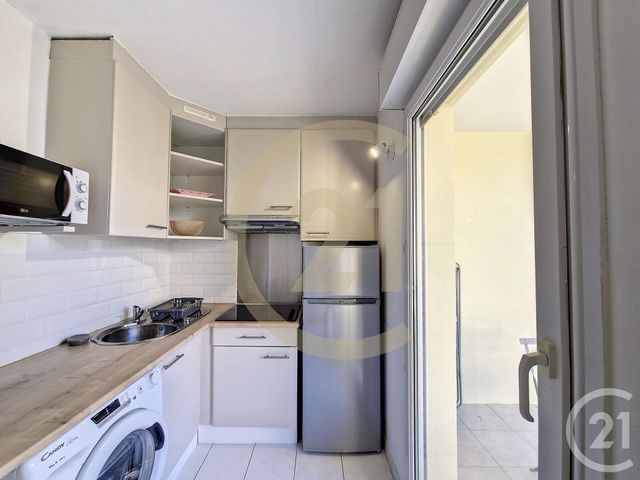 Appartement Studio &agrave; louer - 1 pi&egrave;ce - 30,78 m2 - Cannes La Bocca - 06 - PROVENCE-ALPES-COTE-D-AZUR