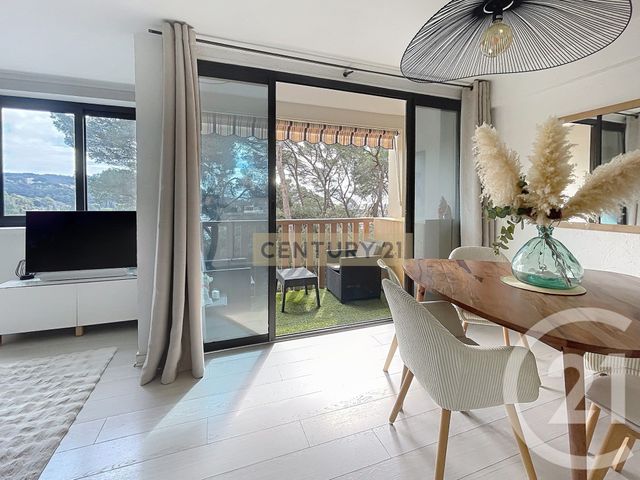 Appartement F4 &agrave; vendre - 4 pi&egrave;ces - 71,88 m2 - Cannes La Bocca - 06 - PROVENCE-ALPES-COTE-D-AZUR