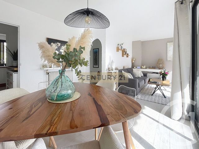 Appartement F4 &agrave; vendre - 4 pi&egrave;ces - 71,88 m2 - Cannes La Bocca - 06 - PROVENCE-ALPES-COTE-D-AZUR