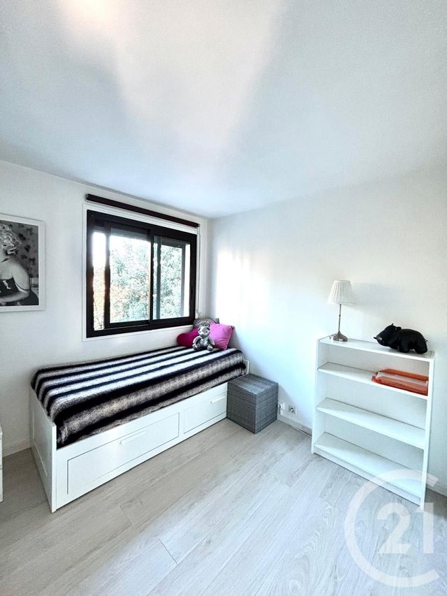 Appartement F4 &agrave; vendre - 4 pi&egrave;ces - 71,88 m2 - Cannes La Bocca - 06 - PROVENCE-ALPES-COTE-D-AZUR