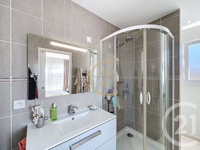 Appartement T4 &agrave; louer - 4 pi&egrave;ces - 113,95 m2 - Le Cannet - 06 - PROVENCE-ALPES-COTE-D-AZUR