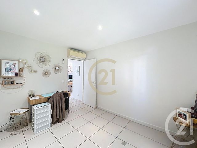 Appartement T4 &agrave; louer - 4 pi&egrave;ces - 113,95 m2 - Le Cannet - 06 - PROVENCE-ALPES-COTE-D-AZUR