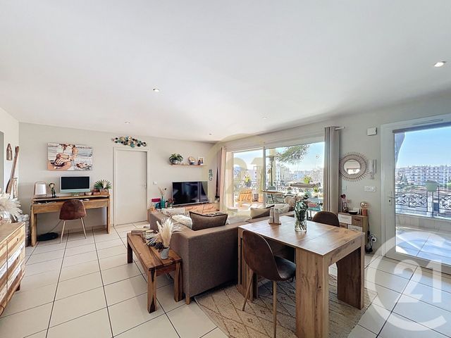 Appartement T4 &agrave; louer - 4 pi&egrave;ces - 113,95 m2 - Le Cannet - 06 - PROVENCE-ALPES-COTE-D-AZUR