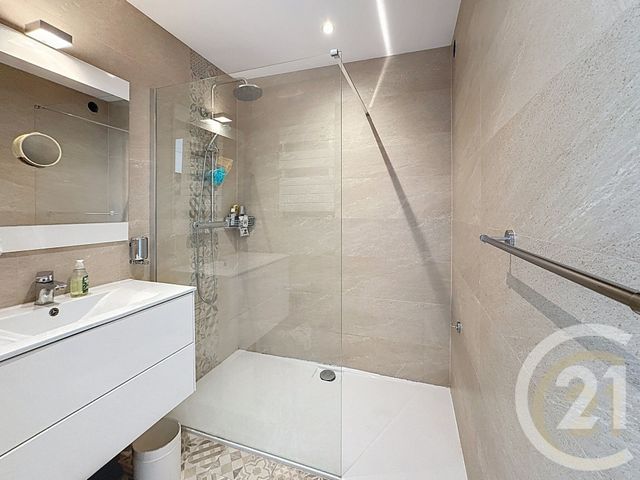 Appartement F3 &agrave; vendre - 3 pi&egrave;ces - 58 m2 - Cannes La Bocca - 06 - PROVENCE-ALPES-COTE-D-AZUR