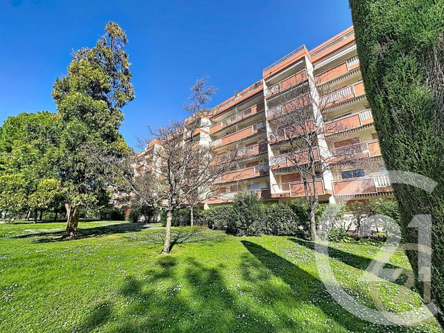 Appartement F3 &agrave; vendre - 3 pi&egrave;ces - 58 m2 - Cannes La Bocca - 06 - PROVENCE-ALPES-COTE-D-AZUR