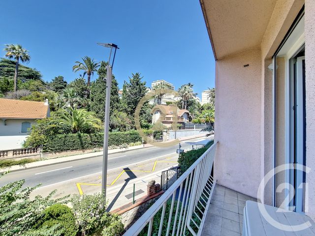 Appartement F3 &agrave; vendre - 3 pi&egrave;ces - 80 m2 - Cannes La Bocca - 06 - PROVENCE-ALPES-COTE-D-AZUR