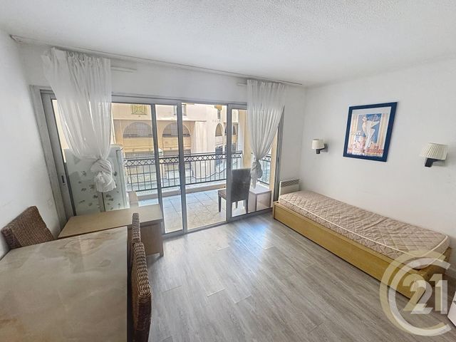 Appartement &agrave; vendre - 2 pi&egrave;ces - 30,20 m2 - Cannes La Bocca - 06 - PROVENCE-ALPES-COTE-D-AZUR