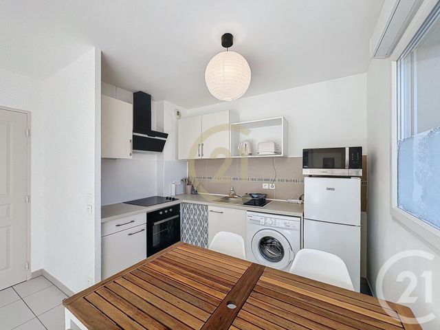 Appartement F2 &agrave; louer - 2 pi&egrave;ces - 38,01 m2 - Cannes La Bocca - 06 - PROVENCE-ALPES-COTE-D-AZUR