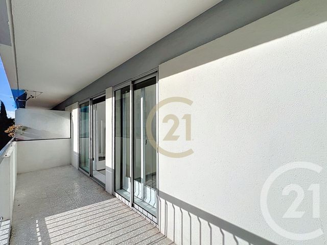 Appartement T3 &agrave; louer - 3 pi&egrave;ces - 64,48 m2 - Cannes - 06 - PROVENCE-ALPES-COTE-D-AZUR