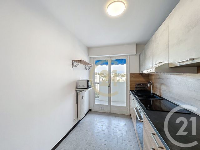 Appartement T3 &agrave; louer - 3 pi&egrave;ces - 64,48 m2 - Cannes - 06 - PROVENCE-ALPES-COTE-D-AZUR