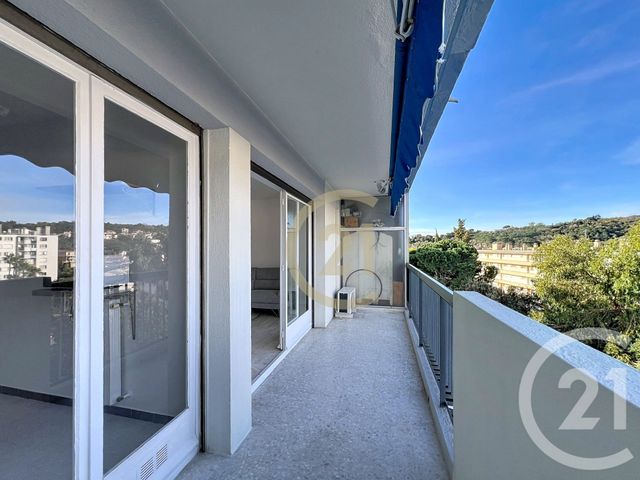 Appartement T3 &agrave; louer - 3 pi&egrave;ces - 64,48 m2 - Cannes - 06 - PROVENCE-ALPES-COTE-D-AZUR