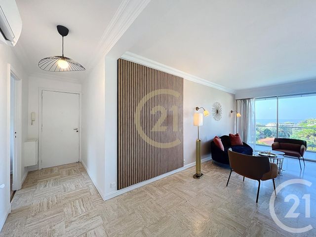 Appartement F3 &agrave; louer - 3 pi&egrave;ces - 69,11 m2 - Cannes - 06 - PROVENCE-ALPES-COTE-D-AZUR