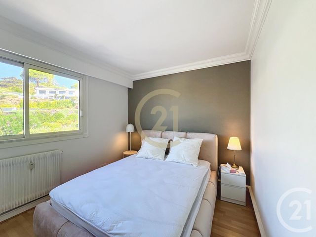Appartement F3 &agrave; louer - 3 pi&egrave;ces - 69,11 m2 - Cannes - 06 - PROVENCE-ALPES-COTE-D-AZUR