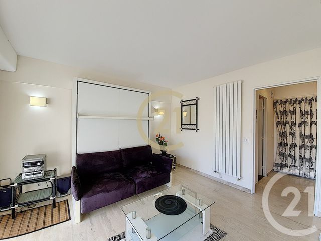Appartement Studio &agrave; louer - 1 pi&egrave;ce - 25,44 m2 - Cannes - 06 - PROVENCE-ALPES-COTE-D-AZUR