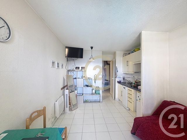 Appartement Studio Cabine &agrave; vendre - 1 pi&egrave;ce - 22,50 m2 - Cannes La Bocca - 06 - PROVENCE-ALPES-COTE-D-AZUR