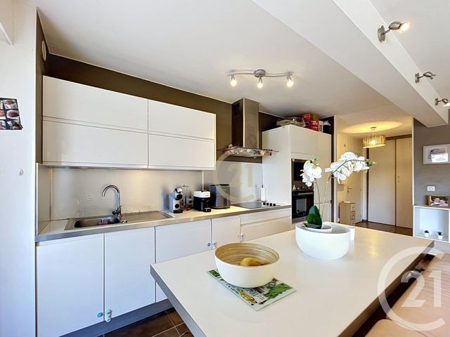 Appartement F3 &agrave; vendre - 3 pi&egrave;ces - 65,13 m2 - Le Cannet - 06 - PROVENCE-ALPES-COTE-D-AZUR