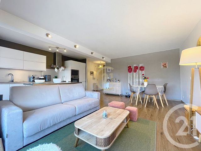 Appartement F3 &agrave; vendre - 3 pi&egrave;ces - 65,13 m2 - Le Cannet - 06 - PROVENCE-ALPES-COTE-D-AZUR