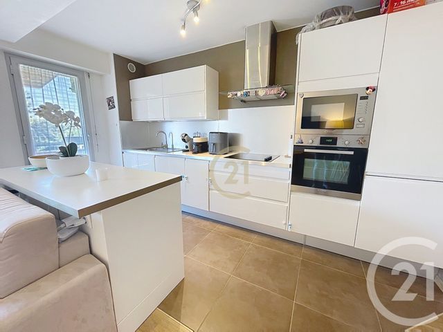 Appartement F3 &agrave; vendre - 3 pi&egrave;ces - 65,13 m2 - Le Cannet - 06 - PROVENCE-ALPES-COTE-D-AZUR