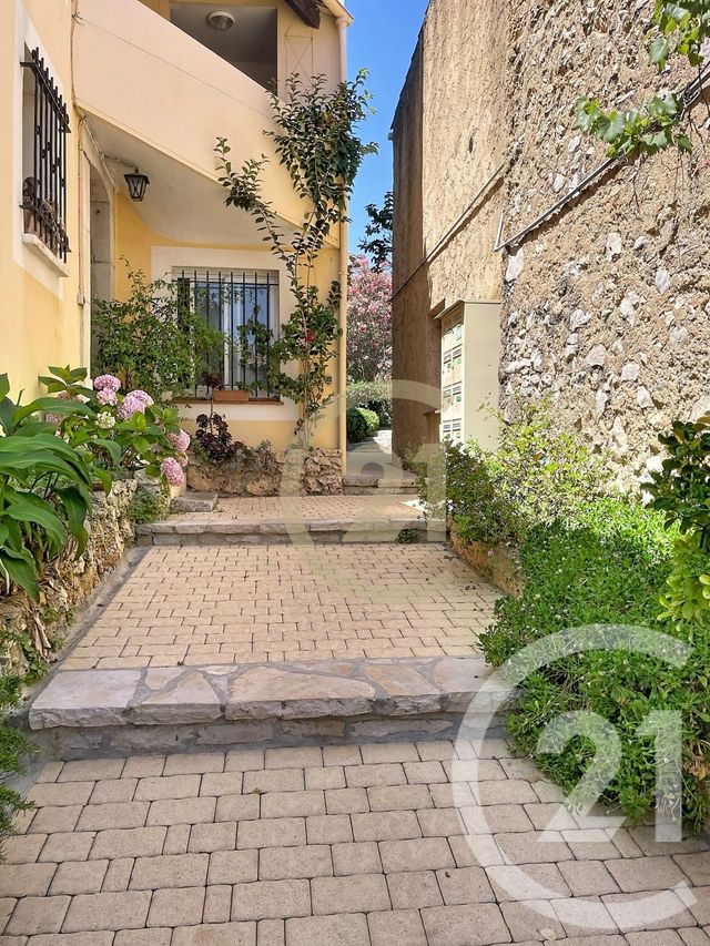 Appartement F3 &agrave; vendre - 3 pi&egrave;ces - 67,65 m2 - La Roquette Sur Siagne - 06 - PROVENCE-ALPES-COTE-D-AZUR