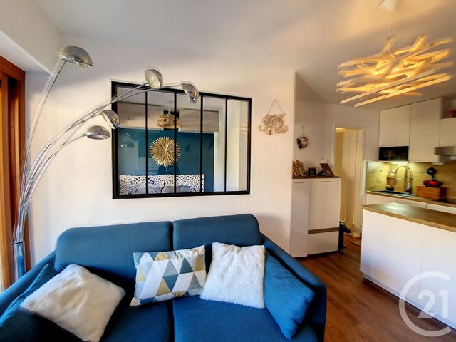 Appartement F2 &agrave; louer - 2 pi&egrave;ces - 26,10 m2 - Cannes La Bocca - 06 - PROVENCE-ALPES-COTE-D-AZUR