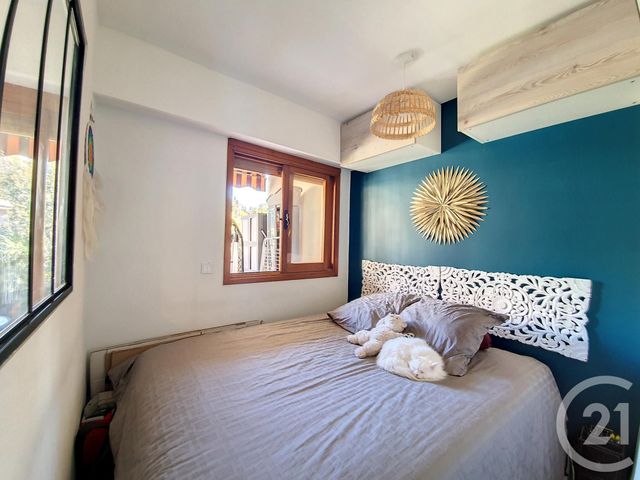 Appartement F2 &agrave; louer - 2 pi&egrave;ces - 26,10 m2 - Cannes La Bocca - 06 - PROVENCE-ALPES-COTE-D-AZUR