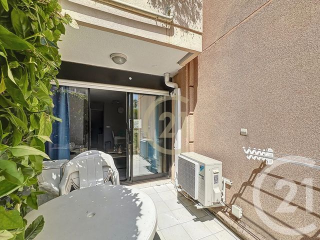 Appartement T2 &agrave; louer - 2 pi&egrave;ces - 22,15 m2 - Cannes La Bocca - 06 - PROVENCE-ALPES-COTE-D-AZUR