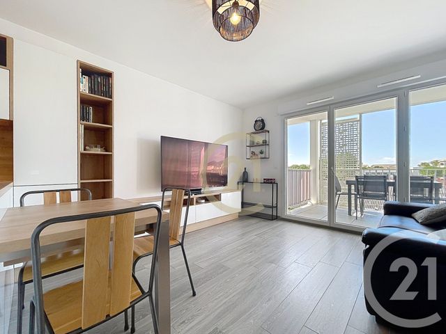 Appartement F3 &agrave; vendre - 3 pi&egrave;ces - 60 m2 - Cannes La Bocca - 06 - PROVENCE-ALPES-COTE-D-AZUR