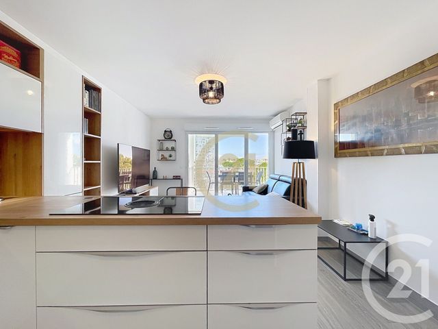 Appartement F3 &agrave; vendre - 3 pi&egrave;ces - 60 m2 - Cannes La Bocca - 06 - PROVENCE-ALPES-COTE-D-AZUR