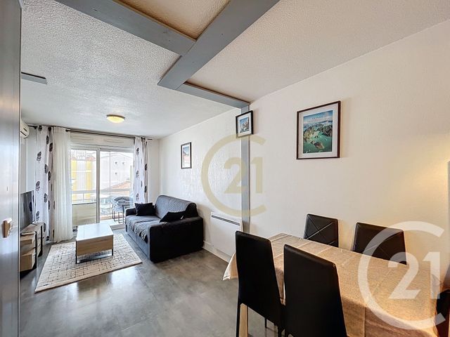 Appartement T2 &agrave; louer - 2 pi&egrave;ces - 41,68 m2 - Cannes La Bocca - 06 - PROVENCE-ALPES-COTE-D-AZUR