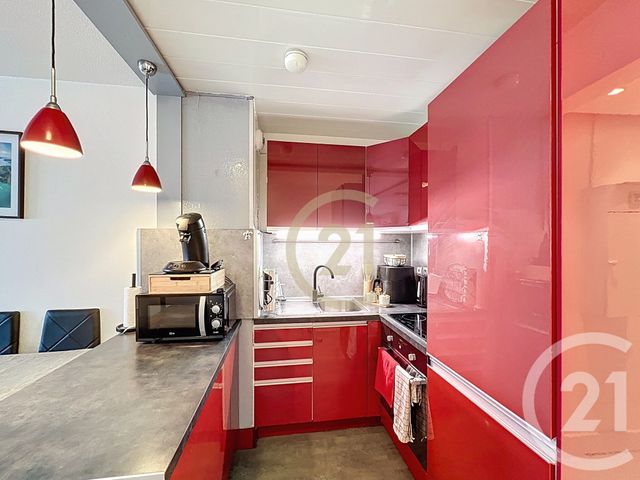 Appartement T2 &agrave; louer - 2 pi&egrave;ces - 41,68 m2 - Cannes La Bocca - 06 - PROVENCE-ALPES-COTE-D-AZUR