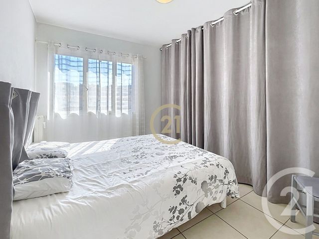 Appartement F3 &agrave; vendre - 3 pi&egrave;ces - 60,64 m2 - Cannes La Bocca - 06 - PROVENCE-ALPES-COTE-D-AZUR