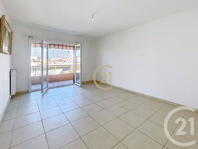 Appartement F3 &agrave; vendre - 3 pi&egrave;ces - 60,64 m2 - Cannes La Bocca - 06 - PROVENCE-ALPES-COTE-D-AZUR