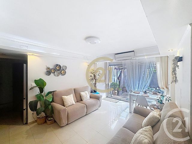 Appartement F4 &agrave; vendre - 4 pi&egrave;ces - 62,02 m2 - Cannes La Bocca - 06 - PROVENCE-ALPES-COTE-D-AZUR