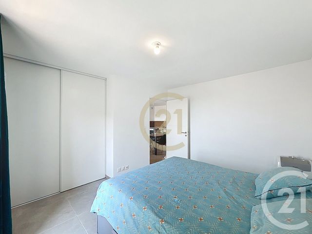 Appartement T2 &agrave; louer - 2 pi&egrave;ces - 49,44 m2 - Cannes La Bocca - 06 - PROVENCE-ALPES-COTE-D-AZUR