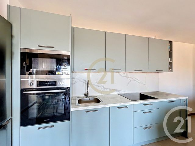 Appartement T2 &agrave; louer - 2 pi&egrave;ces - 49,44 m2 - Cannes La Bocca - 06 - PROVENCE-ALPES-COTE-D-AZUR