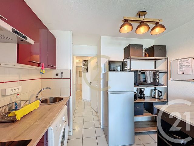 Appartement T2 &agrave; louer - 2 pi&egrave;ces - 24,80 m2 - Cannes La Bocca - 06 - PROVENCE-ALPES-COTE-D-AZUR