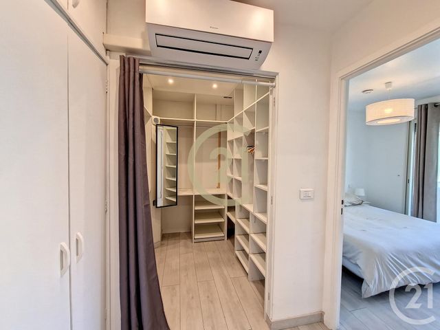 Appartement F2 &agrave; louer - 2 pi&egrave;ces - 45,34 m2 - Cannes La Bocca - 06 - PROVENCE-ALPES-COTE-D-AZUR
