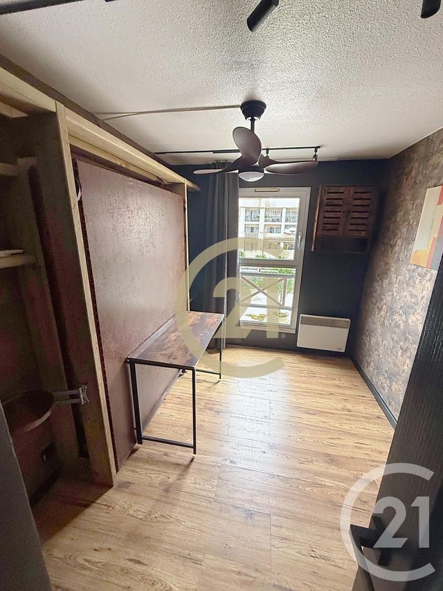 Appartement T2 &agrave; vendre - 2 pi&egrave;ces - 28,88 m2 - Cannes La Bocca - 06 - PROVENCE-ALPES-COTE-D-AZUR