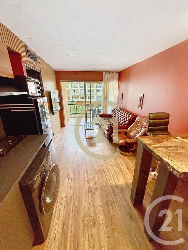 Appartement T2 &agrave; vendre - 2 pi&egrave;ces - 28,88 m2 - Cannes La Bocca - 06 - PROVENCE-ALPES-COTE-D-AZUR