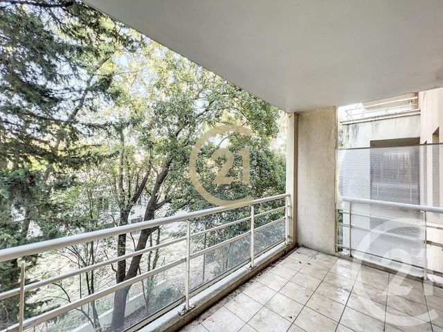 Appartement F2 &agrave; louer - 2 pi&egrave;ces - 45,80 m2 - Cannes La Bocca - 06 - PROVENCE-ALPES-COTE-D-AZUR