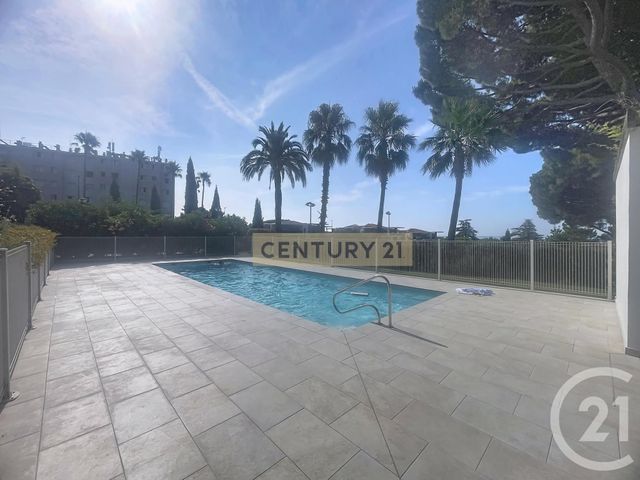 Appartement F2 &agrave; vendre - 2 pi&egrave;ces - 40,33 m2 - Cannes La Bocca - 06 - PROVENCE-ALPES-COTE-D-AZUR
