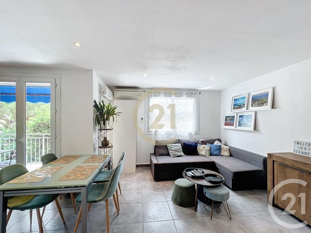 Appartement Studio &agrave; louer - 4 pi&egrave;ces - 68,11 m2 - Cannes La Bocca - 06 - PROVENCE-ALPES-COTE-D-AZUR